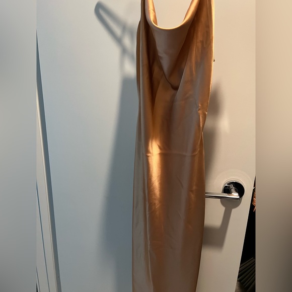 Petal and Pup - Persia Size 2 - Picture 3 of 3